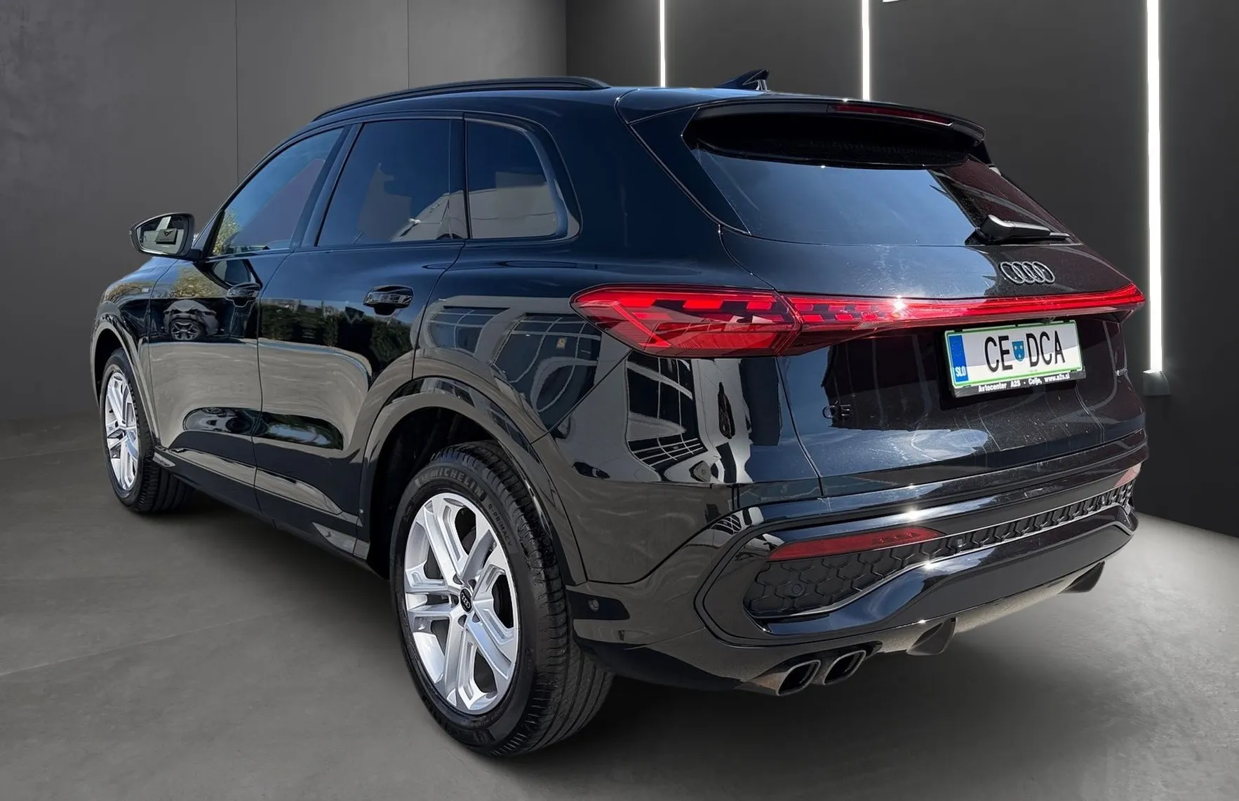 Zunanja slika - Audi Q5 - quattro TDI S tronic - 4