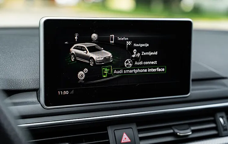 Zunanja slika - Audi RS4 Avant - 2.9 TFSI - Keramika - B O - 20COL - Matrix - 18