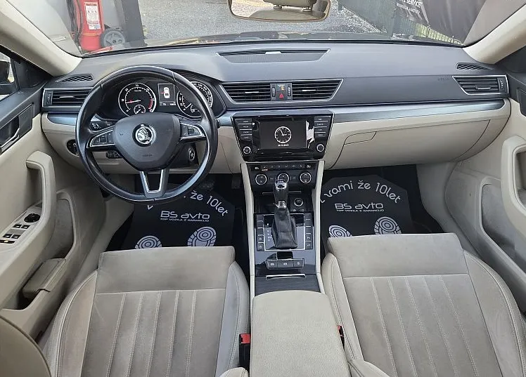 Zunanja slika - Škoda Superb - 2.0 TDI Ambition DSG 110 kW ALU-XENON-GR.SEDEŽEV - 10