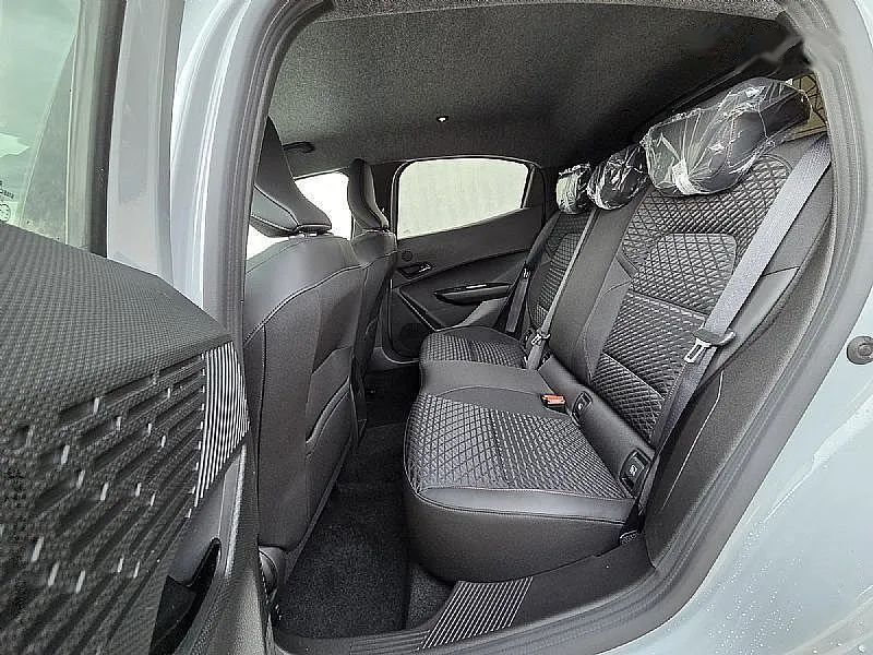 Zunanja slika - Renault Clio - 6 Techno TCE 115 2026 - 12