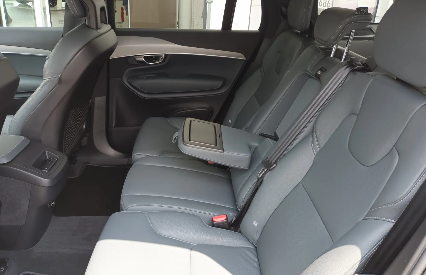 Zunanja slika - Volvo XC90 - B5D AWD Momentum Avt. - 12