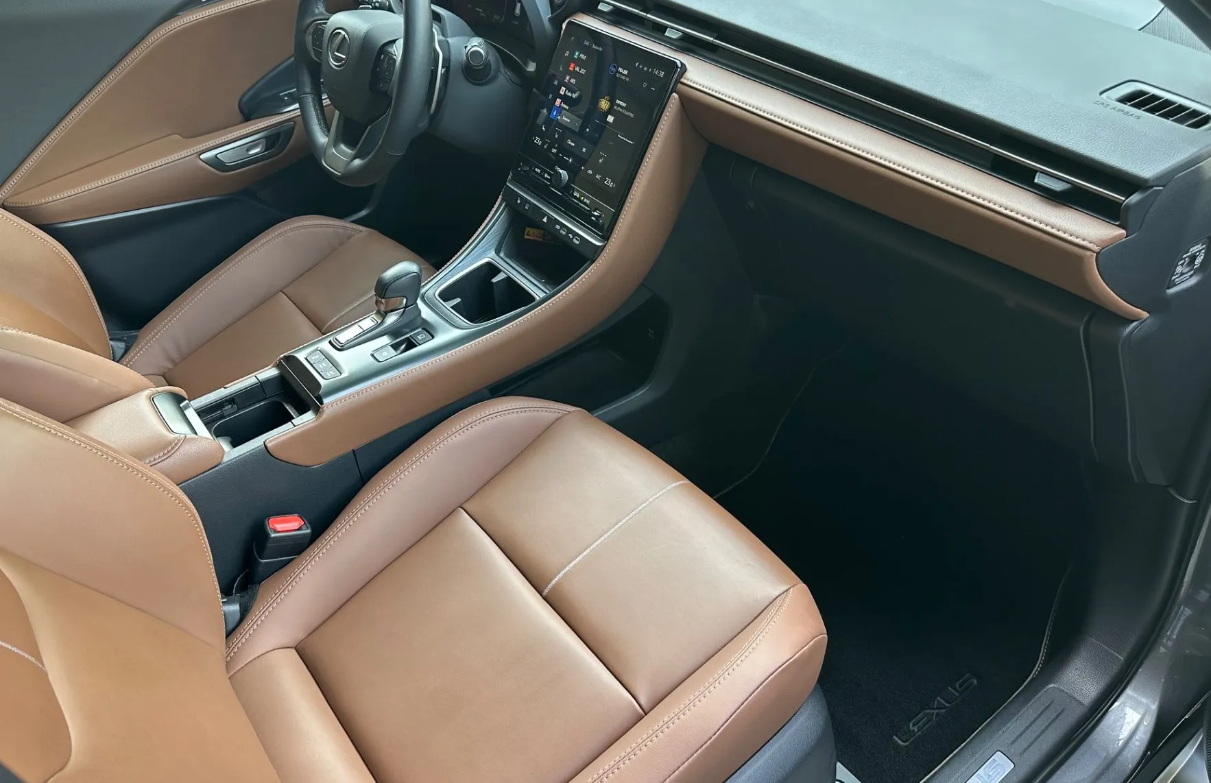 Zunanja slika - Lexus LBX - 1.5 HEV Relax Avt. MARK LEVINSON-KAM360-HUD-KLESS - 10