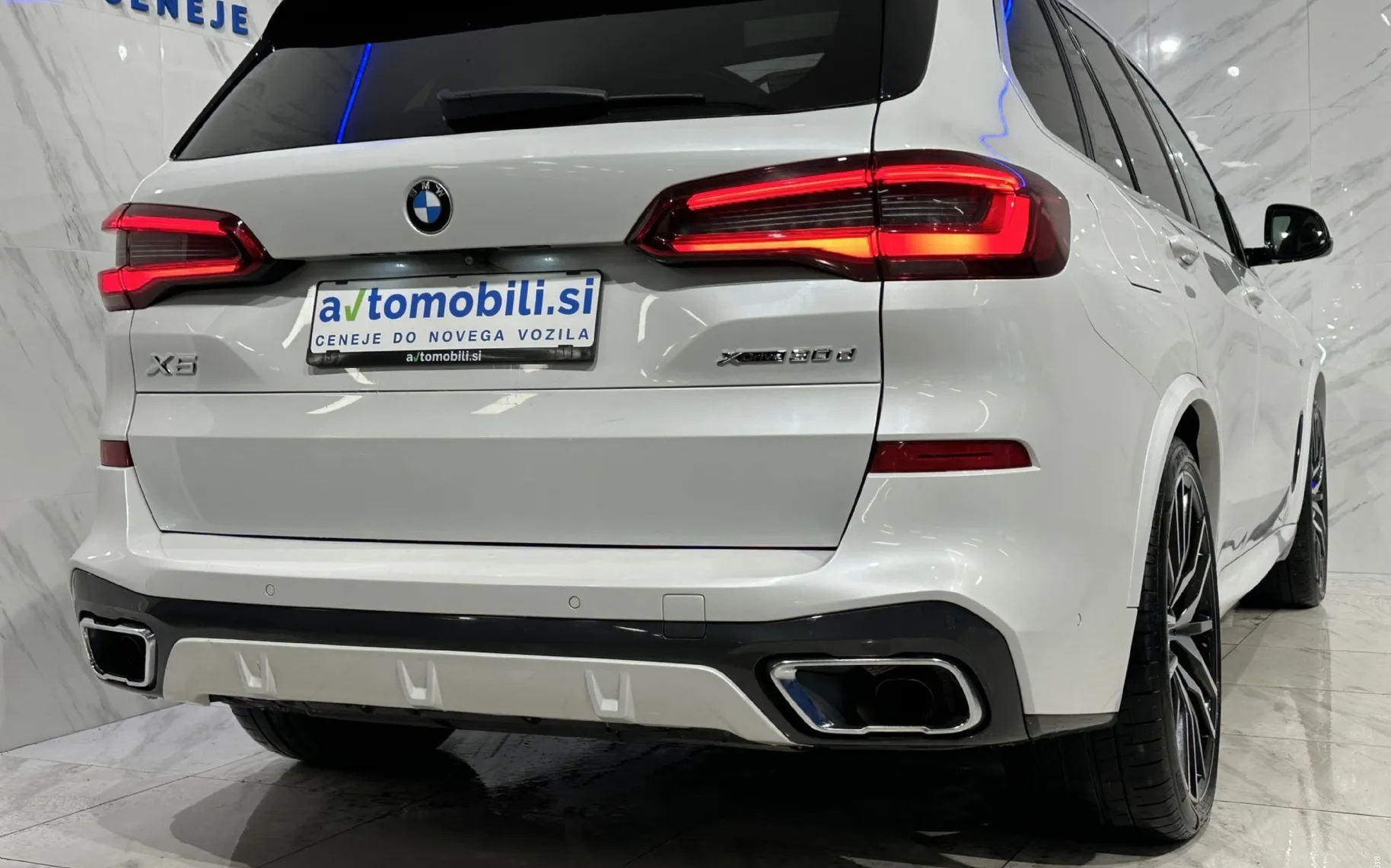 Zunanja slika - BMW serija X5: - xDrive30d|M|Laser|Zračno|SoftC|SkyL|Hlaj|Masaža| - 6