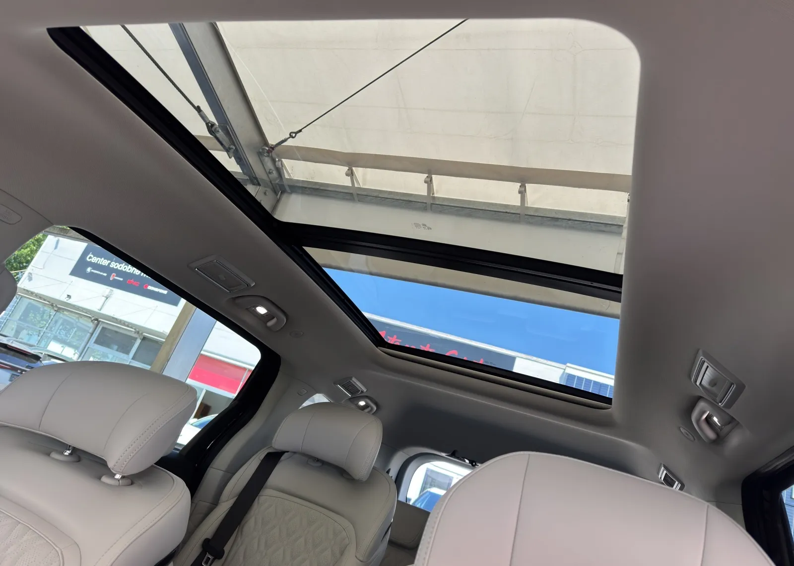 Zunanja slika - Forthing V9 - 1.5T PHEV + HUD + BLIS + RADAR+ PANORAMA + 7SEDEŽI - 11