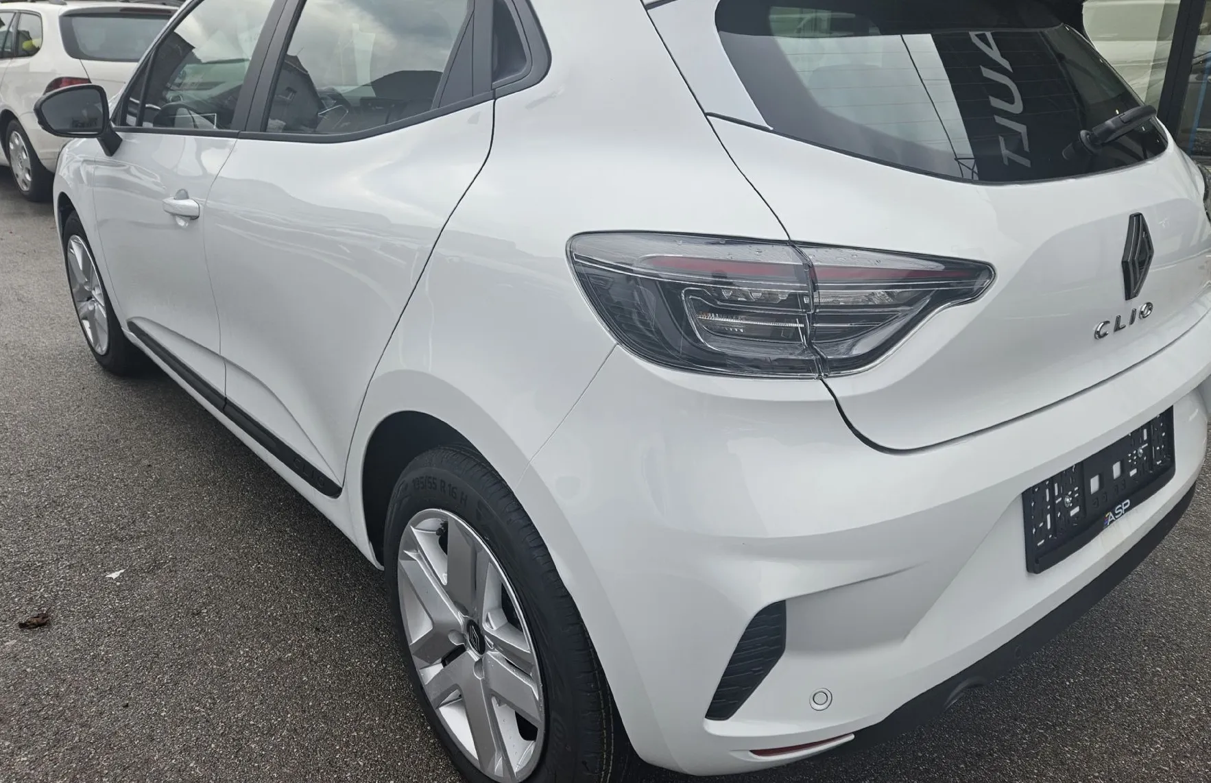 Zunanja slika - Renault Clio - Evolution dCi 100 + gretje sedežev - 4