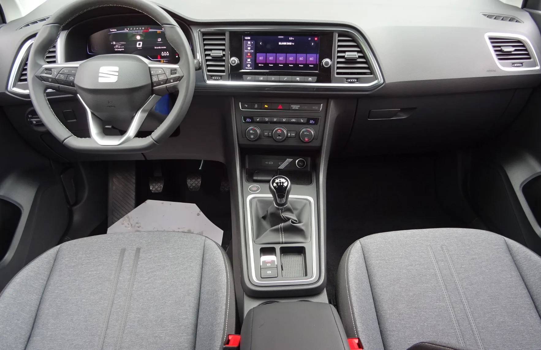 Zunanja slika - Seat Ateca - 1.5 TSI 150 KM STYLE EDITION - VLEČNA KLJUKA - - 12