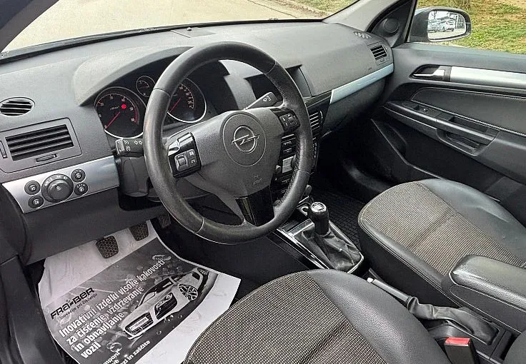 Zunanja slika - Opel Astra - Karavan 1.7 CDTI Cosmo - 9