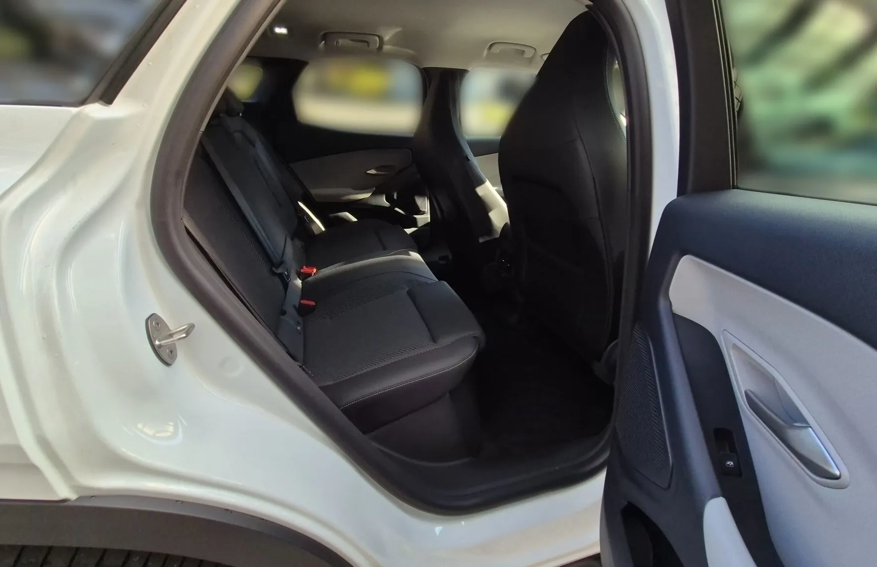 Zunanja slika - Ford Explorer - EV 52kWh RWD 170KM - 11
