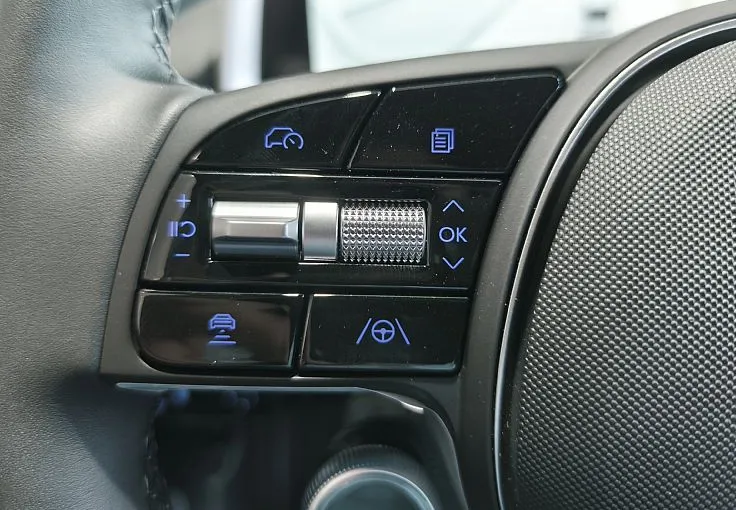 Zunanja slika - Hyundai Ioniq 6 - BEV 77KWH IMPRESSION-MAT-AKT.T.-HEAD UP-V2L-VIDEO - 8
