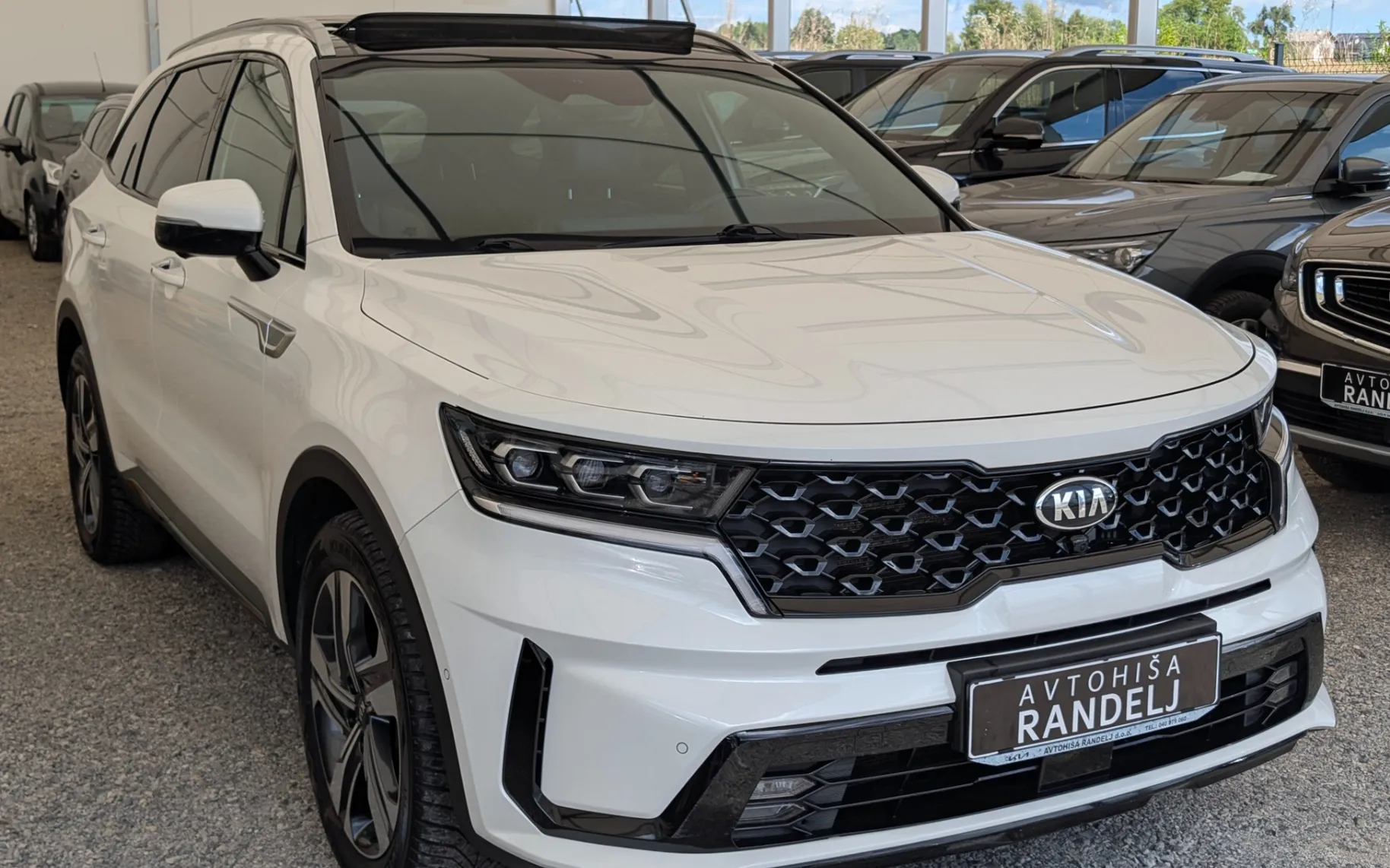 Zunanja slika - KIA Sorento - 2.2 CRDi AWD EX Limited DCT - 12