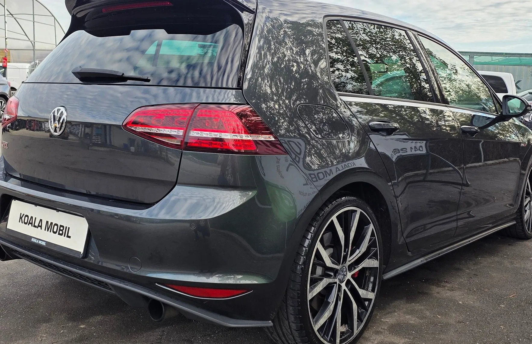 Zunanja slika - Volkswagen Golf - 2.0 GTI PERFORMANCE DSG XENON-NAVI-ALU19-GRETJE SŽ - 4