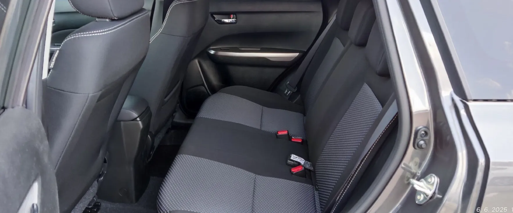 Zunanja slika - Suzuki Vitara - 1.4 BOOSTERJET HYBRID PREMIUM ALLGRIP - 3