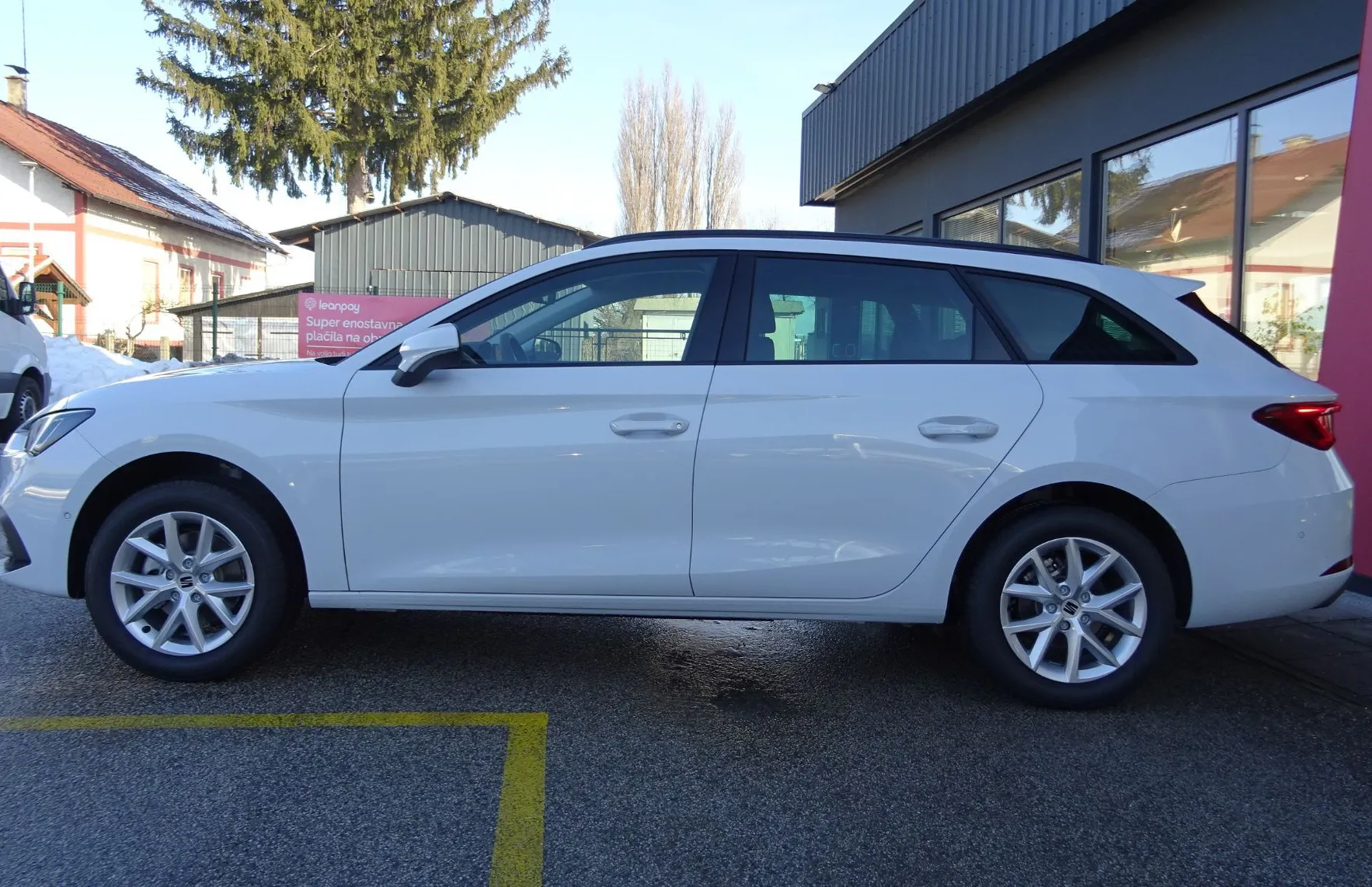 Zunanja slika - Seat Leon - 1.5 TSI 115KM STYLE EDITION ST - VL. KLJUKA - - 4