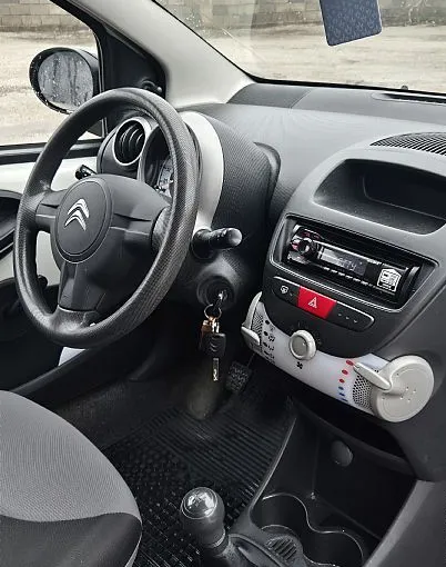 Zunanja slika - Citroën C1 - 1.0i + 1.Lastnik + SLO POREKLO + BREZ POLOGA - 11