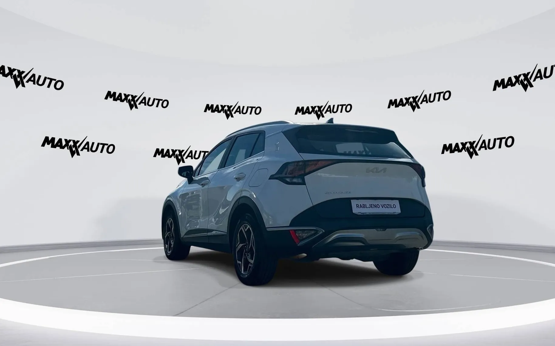 Notranja slika - KIA Sportage - 1.6 T-GDI LX Fresh ISG - 7