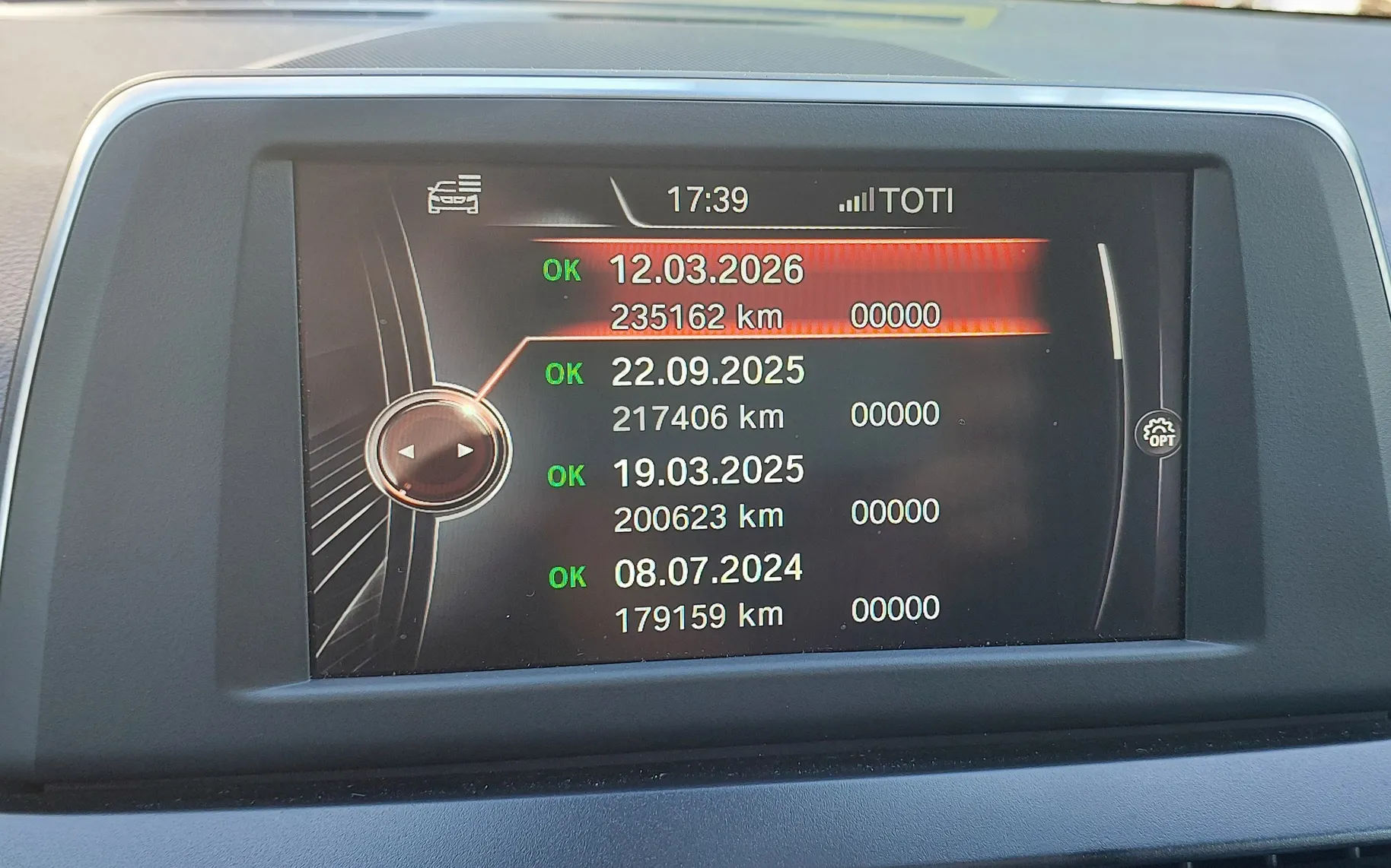 Servisna knjižica - BMW Serija 2 - 220d xDrive Gran Tourer M Sport Avt. - 7