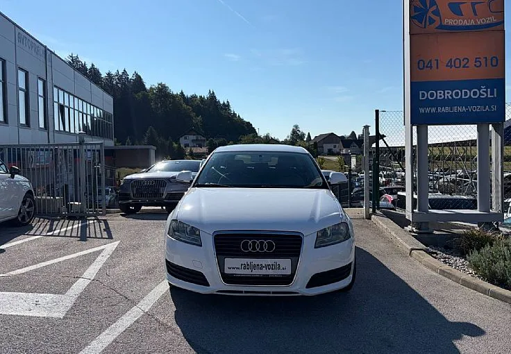 Zunanja slika - Audi A3 - 1.6 Temptation KLIMA ZELO LEPO OHRANJEN - 2