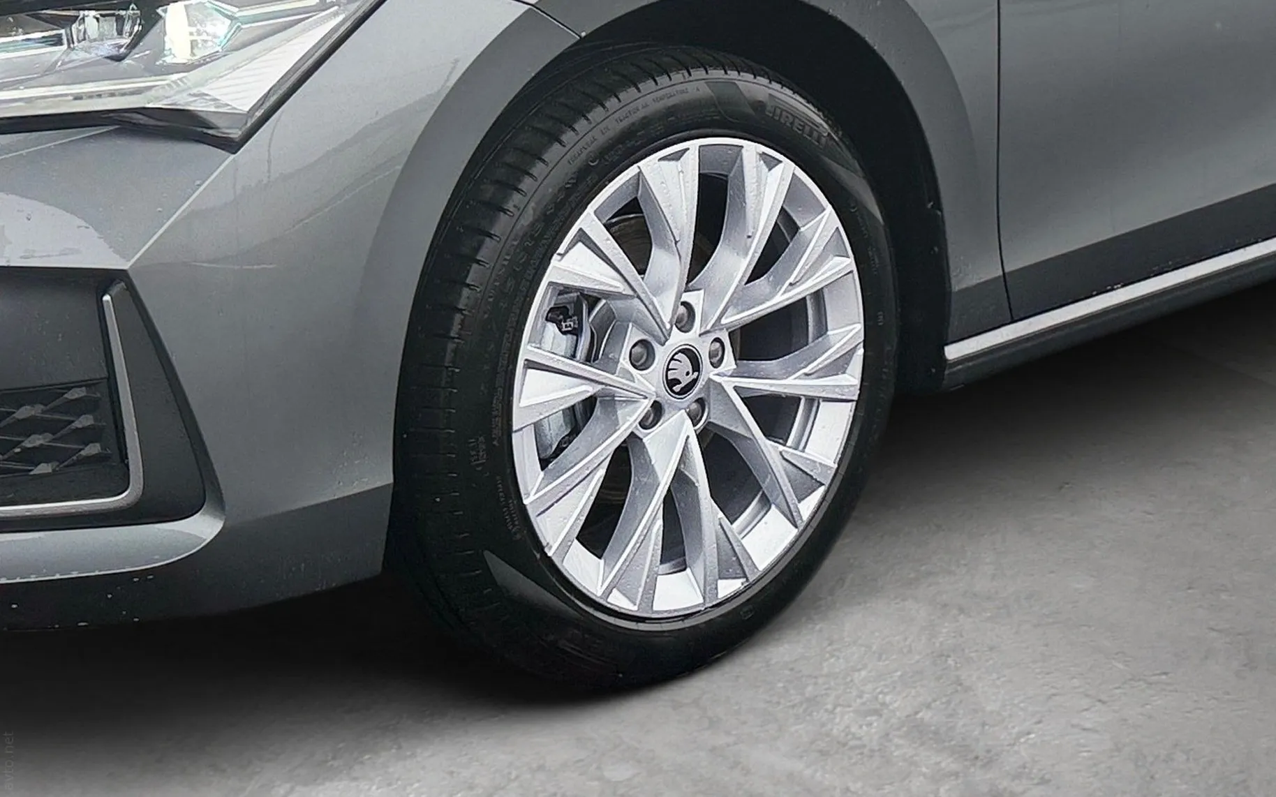 Zunanja slika - Škoda Superb - Combi 2.0 TDI Selection DSG... - 6