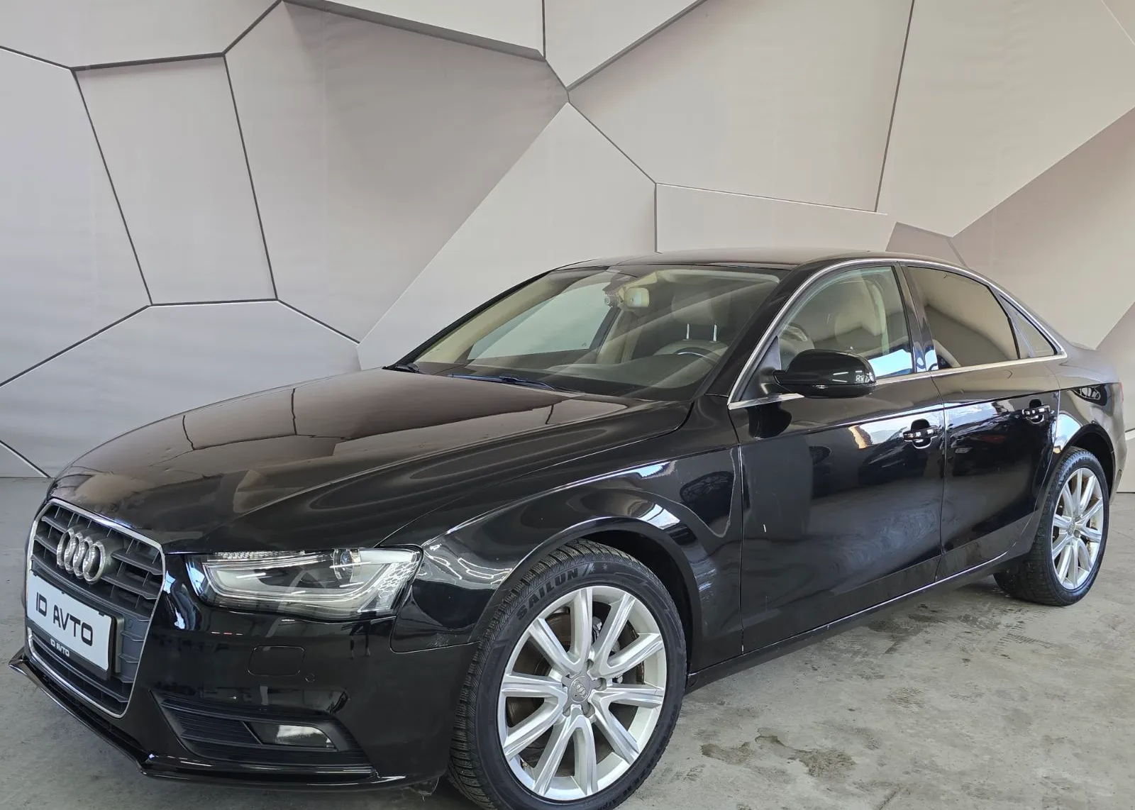 Zunanja slika - Audi A4 - 2,0 TDI - 1