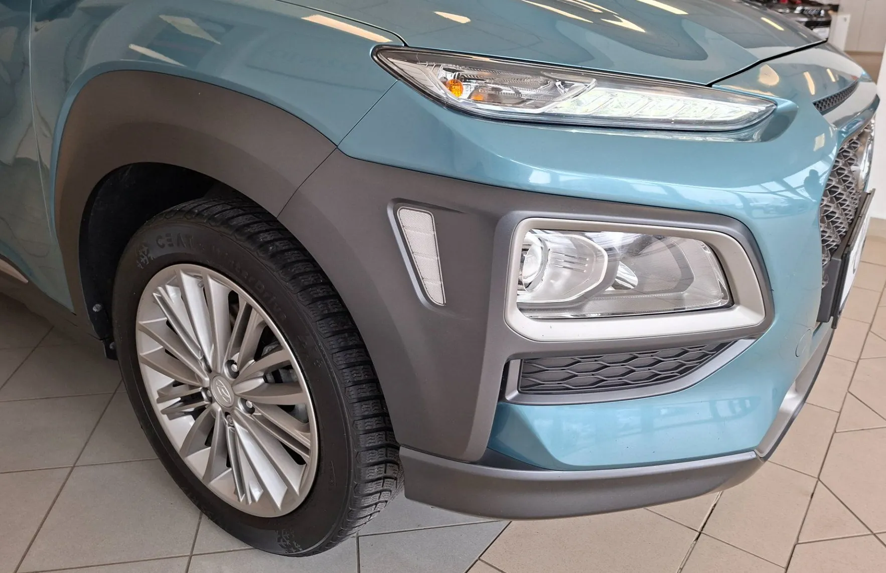 Zunanja slika - Hyundai Kona - 1.0 T-GDI 120 Impression-LED-NAVI-KAMERA-HEAD UP - 19