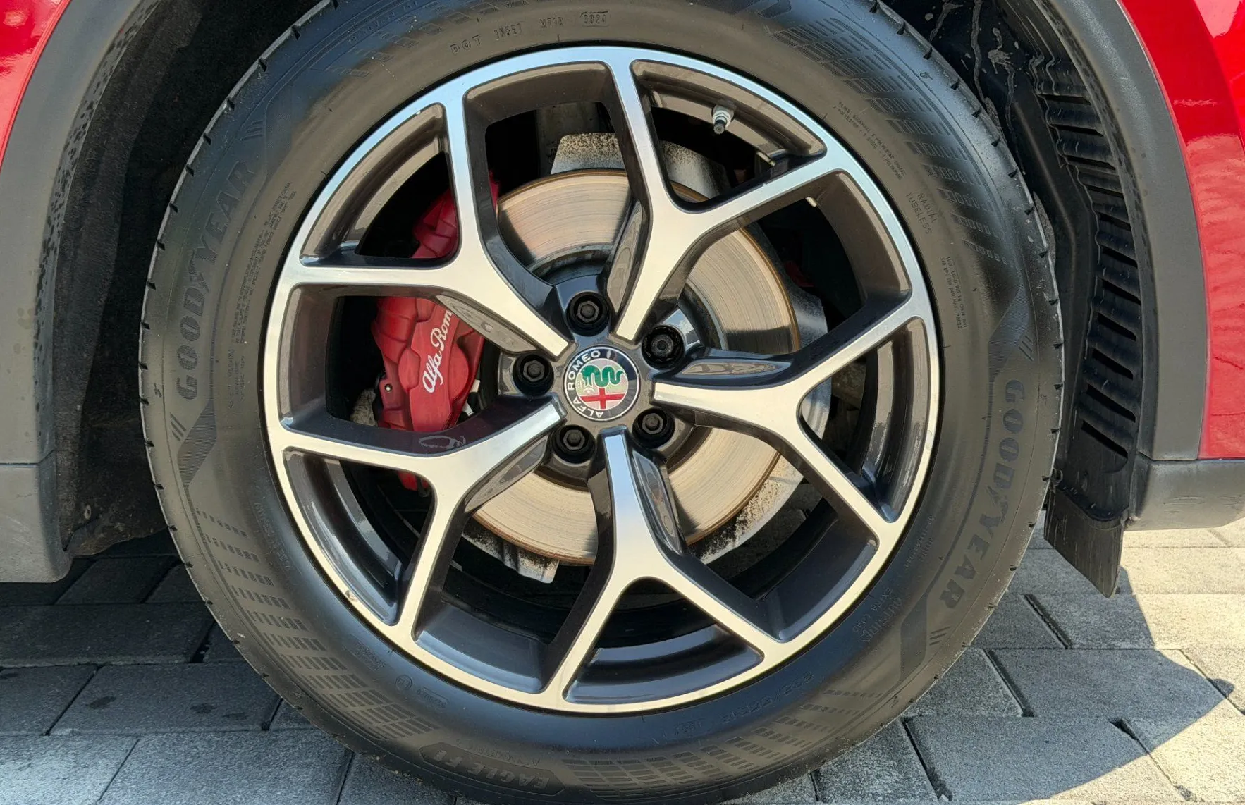 Zunanja slika - Alfa Romeo Stelvio - 2.2 Diesel 190KM Super |Gr.sed|Gr.Vol|Kam|Navi| - 20