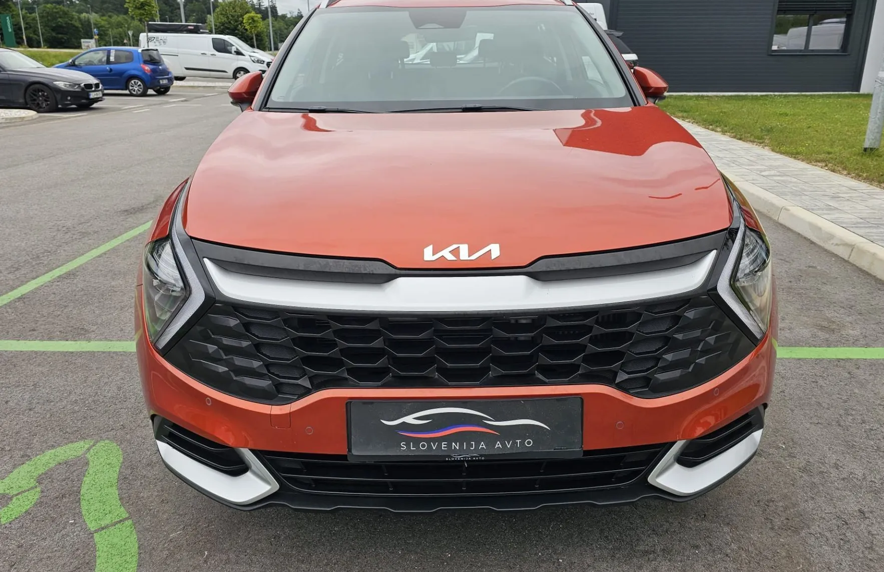 Zunanja slika - KIA Sportage - 1.6CRDi StyleDCT|fuLED|AC|kamera|NAVI|ASSIS|63tKM - 2