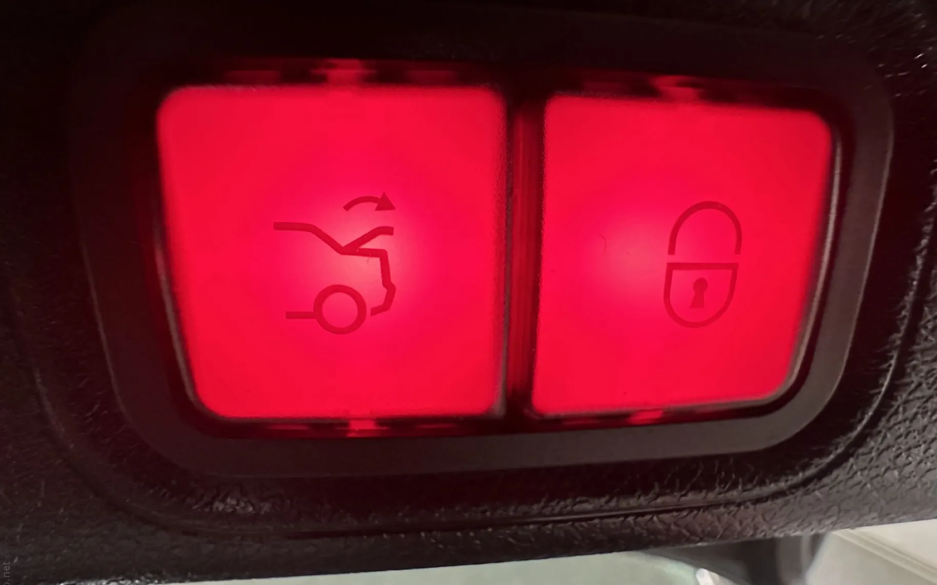 Zunanja slika - Mercedes-Benz E-Razred - E 400 d 4MATIC.KAMERA.USNJE.ACC.ZRAČ.VZMETENJE.LE - 17