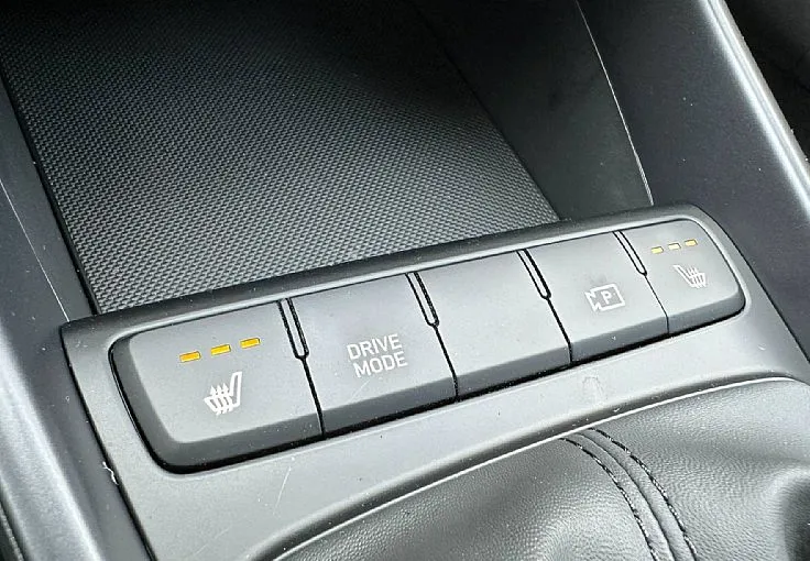 Zunanja slika - Hyundai i20 - 1.0 T-GDI 100 STYLE   WINTER. rg - 6
