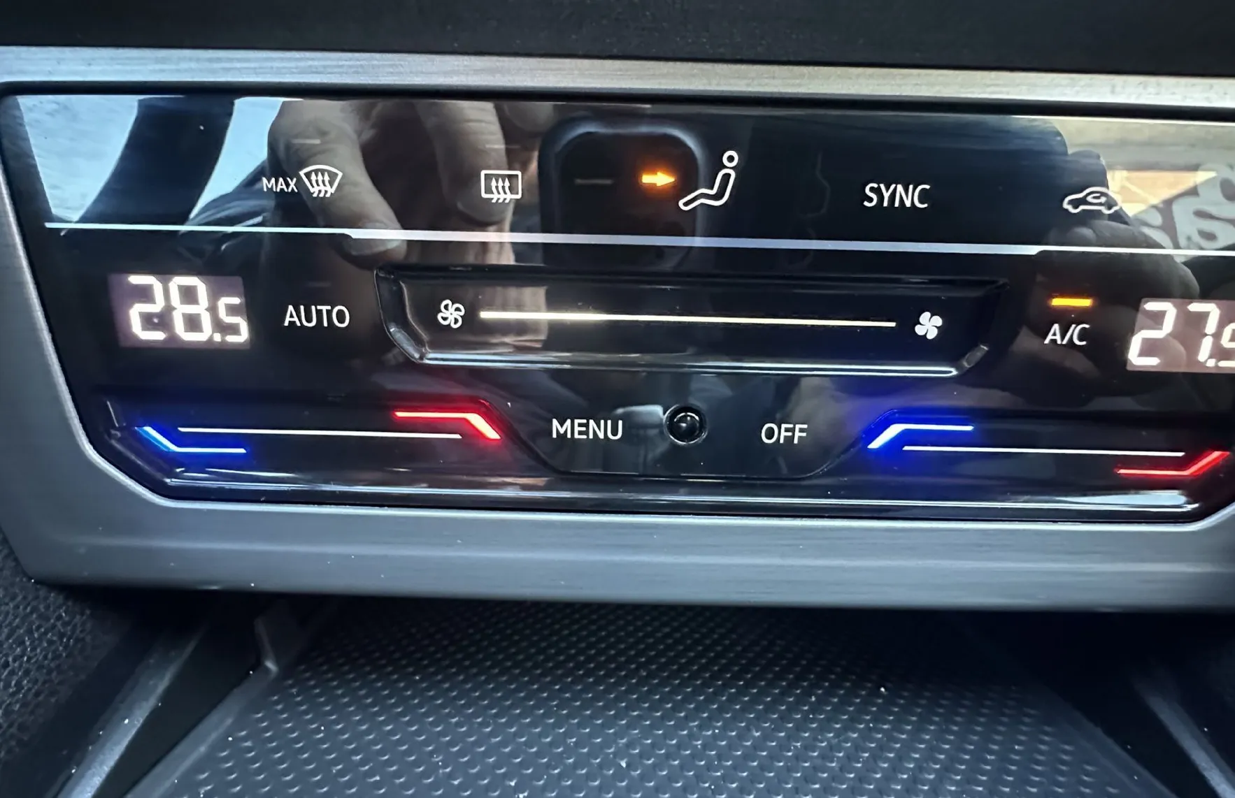 Zunanja slika - Volkswagen Passat - 2.0 TDI 110kW.LED.LIMUZINA.SAMO 120.000 KM - 12