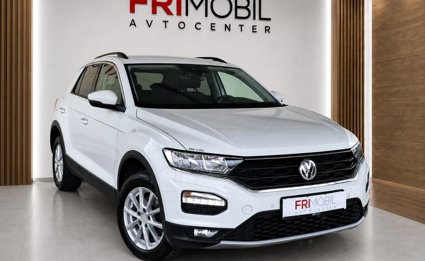 Zunanja slika - Volkswagen T-Roc - 1.6 TDI Comfortline•SLO•GRETJE SEDEŽEV•KAMERA•PDC• - 2