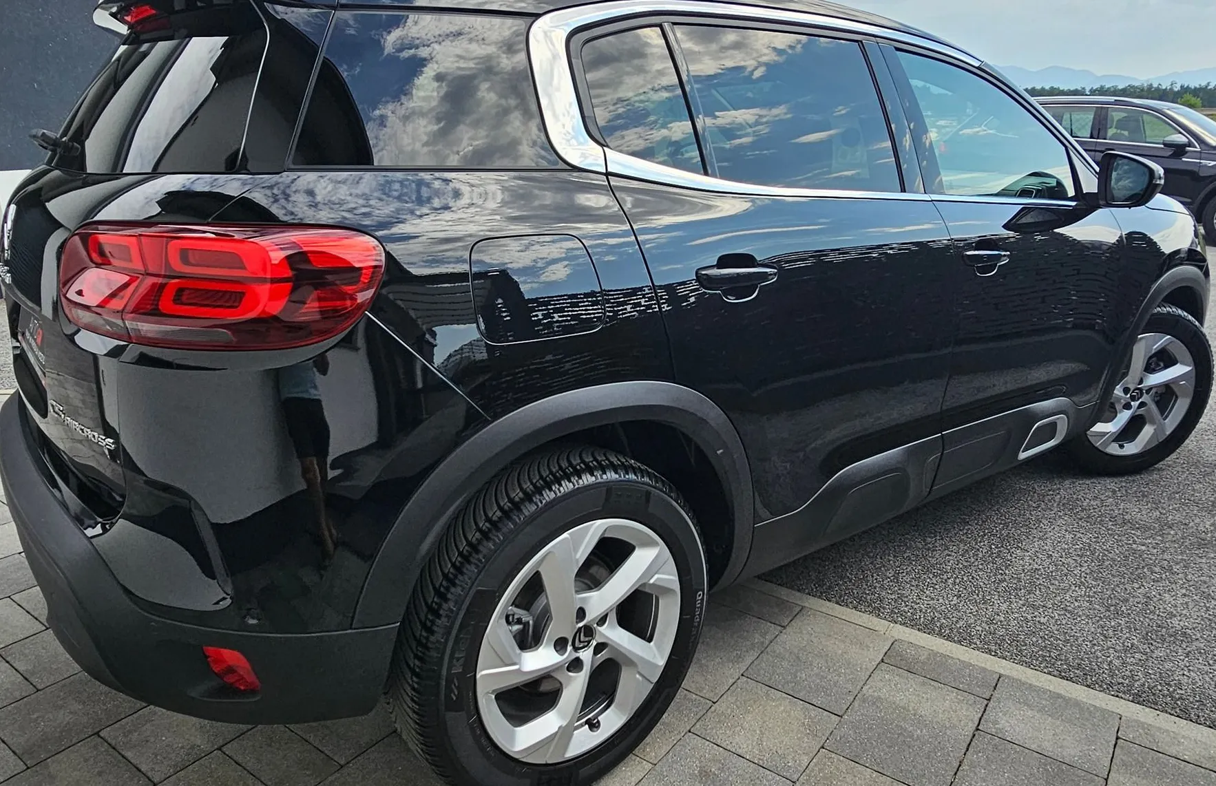 Zunanja slika - Citroën C5 Aircross - BlueHdi 130 S S-Le 110.000km-1.LAST-LED-KAMERA-ODL - 13