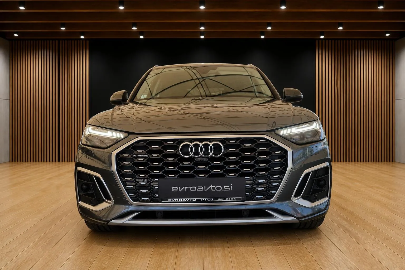 Zunanja slika - Audi Q5 Sportback - quattro 40 TDI S line Zračno•Matrix•Kljuka•Radar - 1