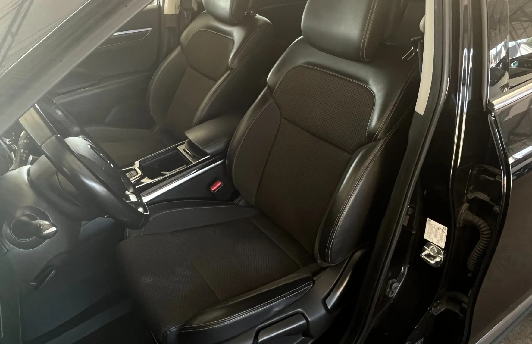 Zunanja slika - Renault Koleos - 4WD dCi 175 Energy Intens X-tronic - 9