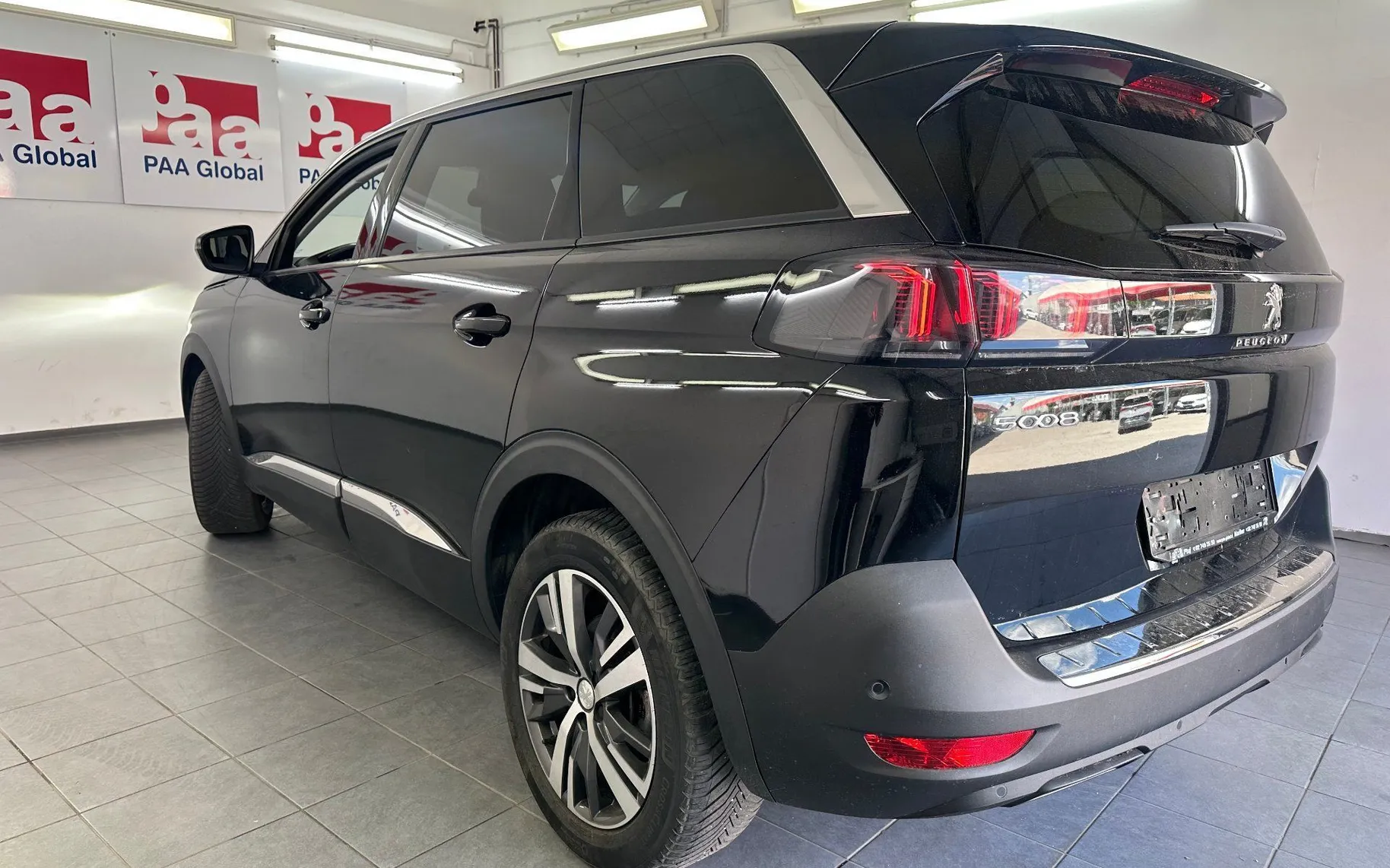 Zunanja slika - Peugeot 5008 - 1.5 BlueHDI 130 Allure Pack USNJE.LED.KAMERA.NAVI - 4