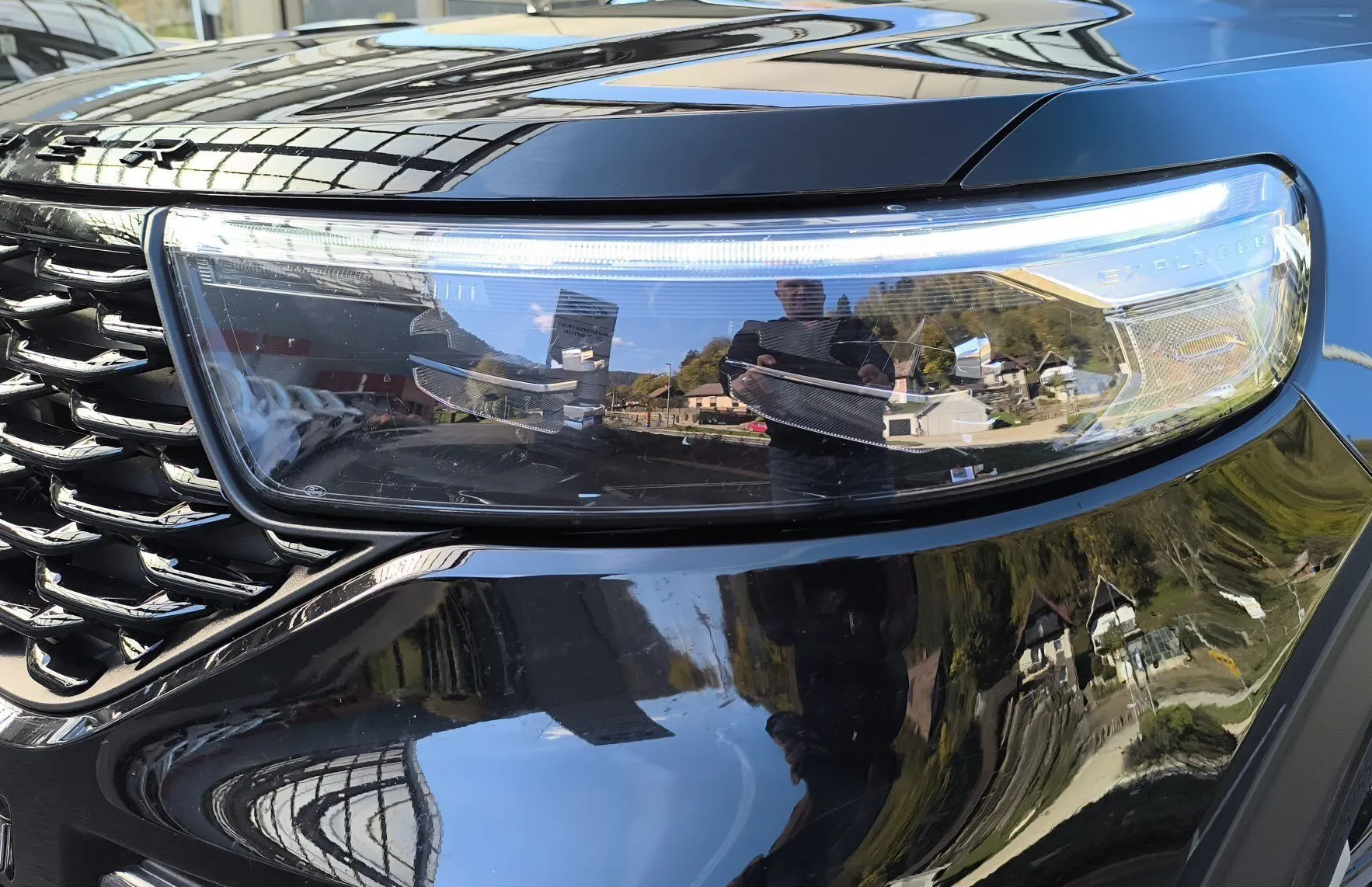 Zunanja slika - Ford Explorer - EV ST-LINE 3.0 EB 363 KM-AWD  PHEV Avt.-SLO-1.LASTNIK - 18
