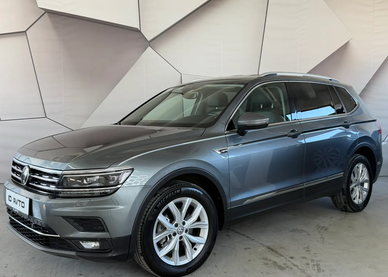 Zunanja slika - Volkswagen Tiguan - 2,0 TDI BMT Highline DSG 4MOTION - 2