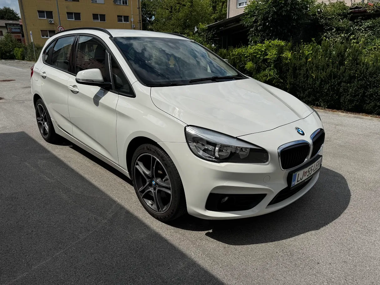 Zunanja slika - BMW Serija 2 - 216d Active Tourer - 4