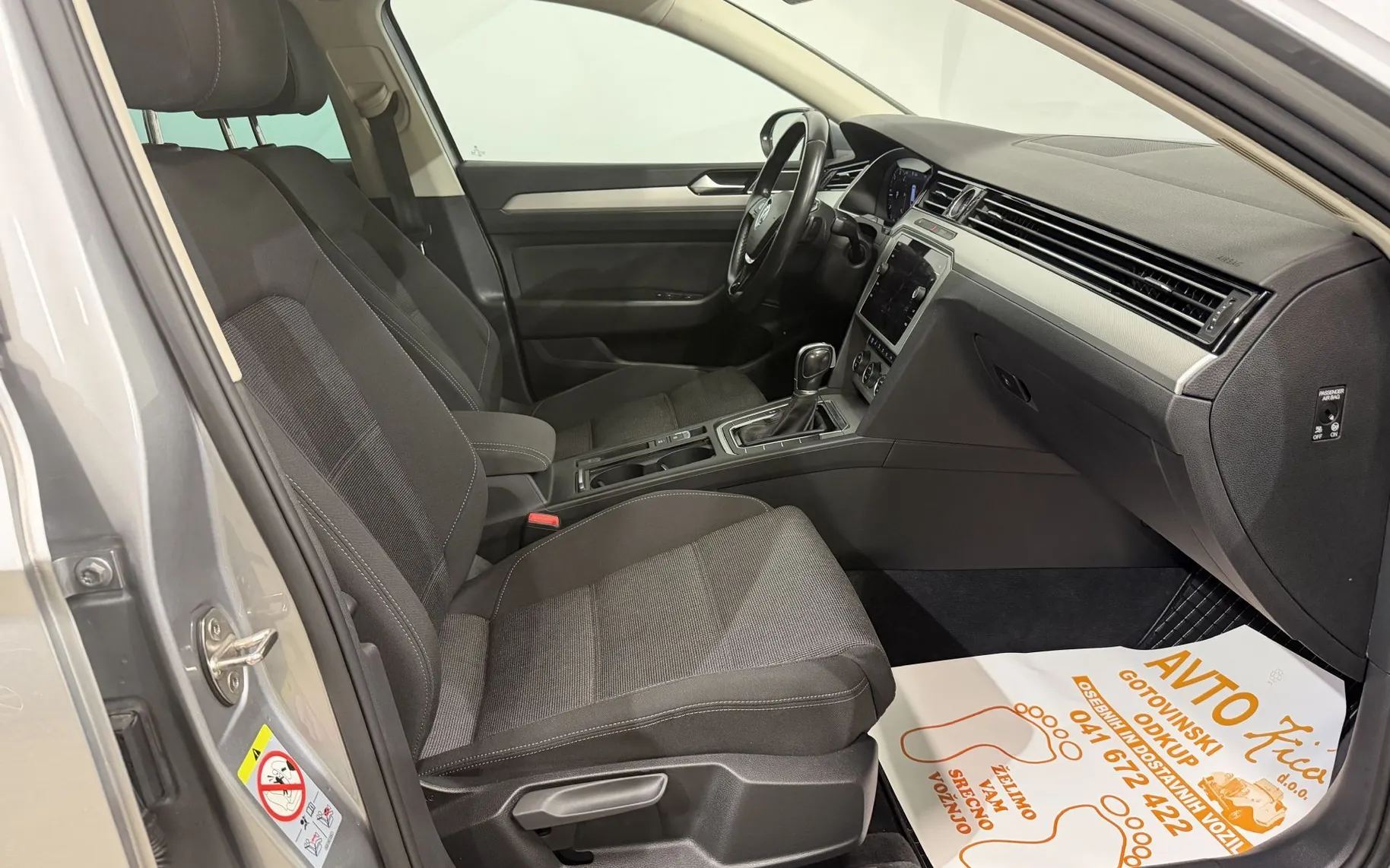 Notranja slika - VW Passat Variant - 2.0 TDI-DSG-VIRTUAL-FULL LED-KAMERA-RADAR TEM-NA.. - 12