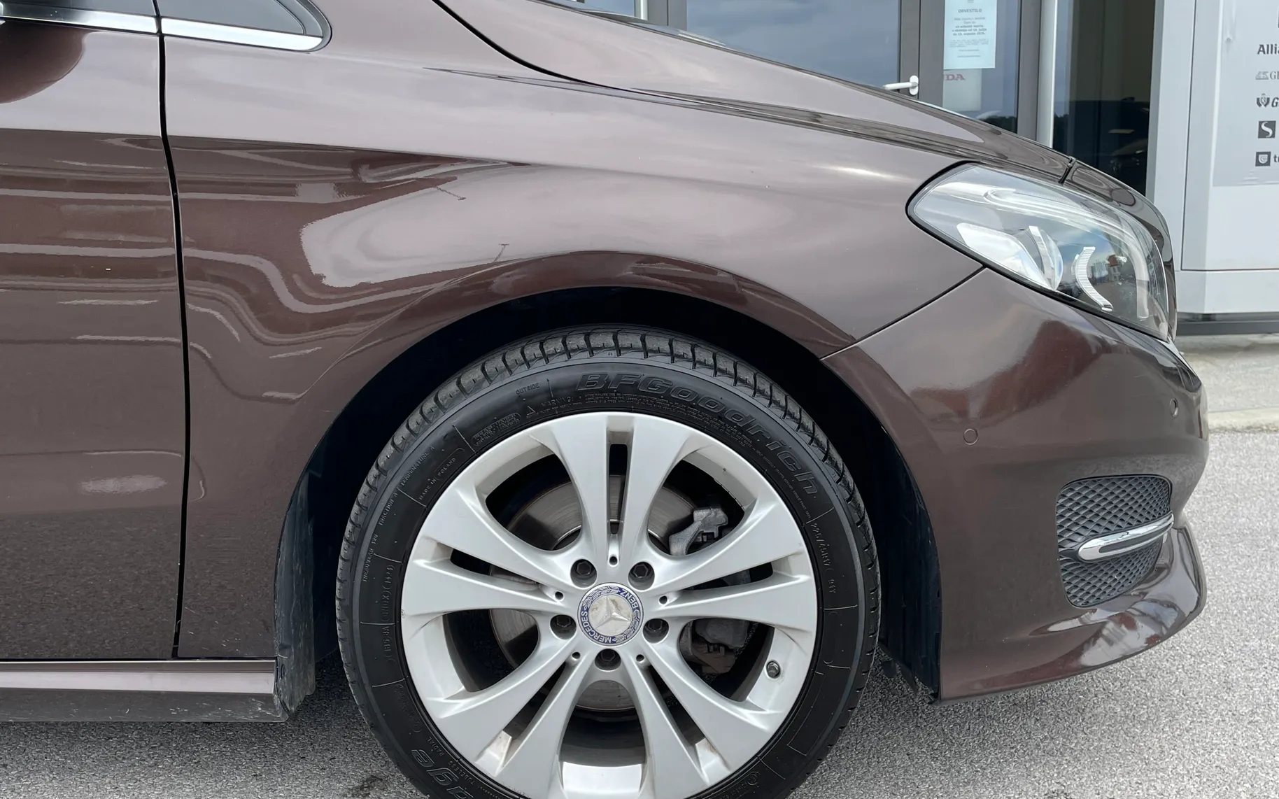 Zunanja slika - Mercedes-Benz B-Razred - 200D-AUT-STYLE-LED-NAVI-SLO-TOP - 7