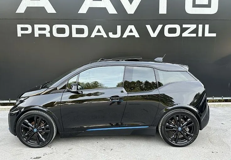 Zunanja slika - BMW i3 - s 120 Ah-PANORAMA-ACC-USNJE-KAMERA-NAVI PROF-20COL - 4