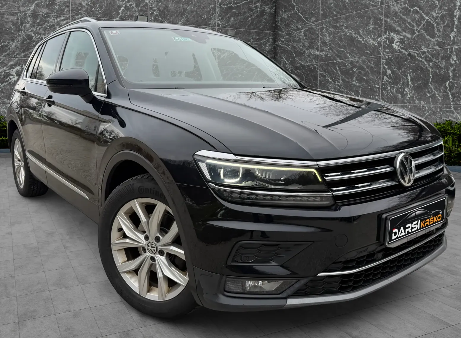 Zunanja slika - VW Tiguan - 2.0 TDI Highline SLO 110PS DSG FULL LED ACC ALU18 - 12
