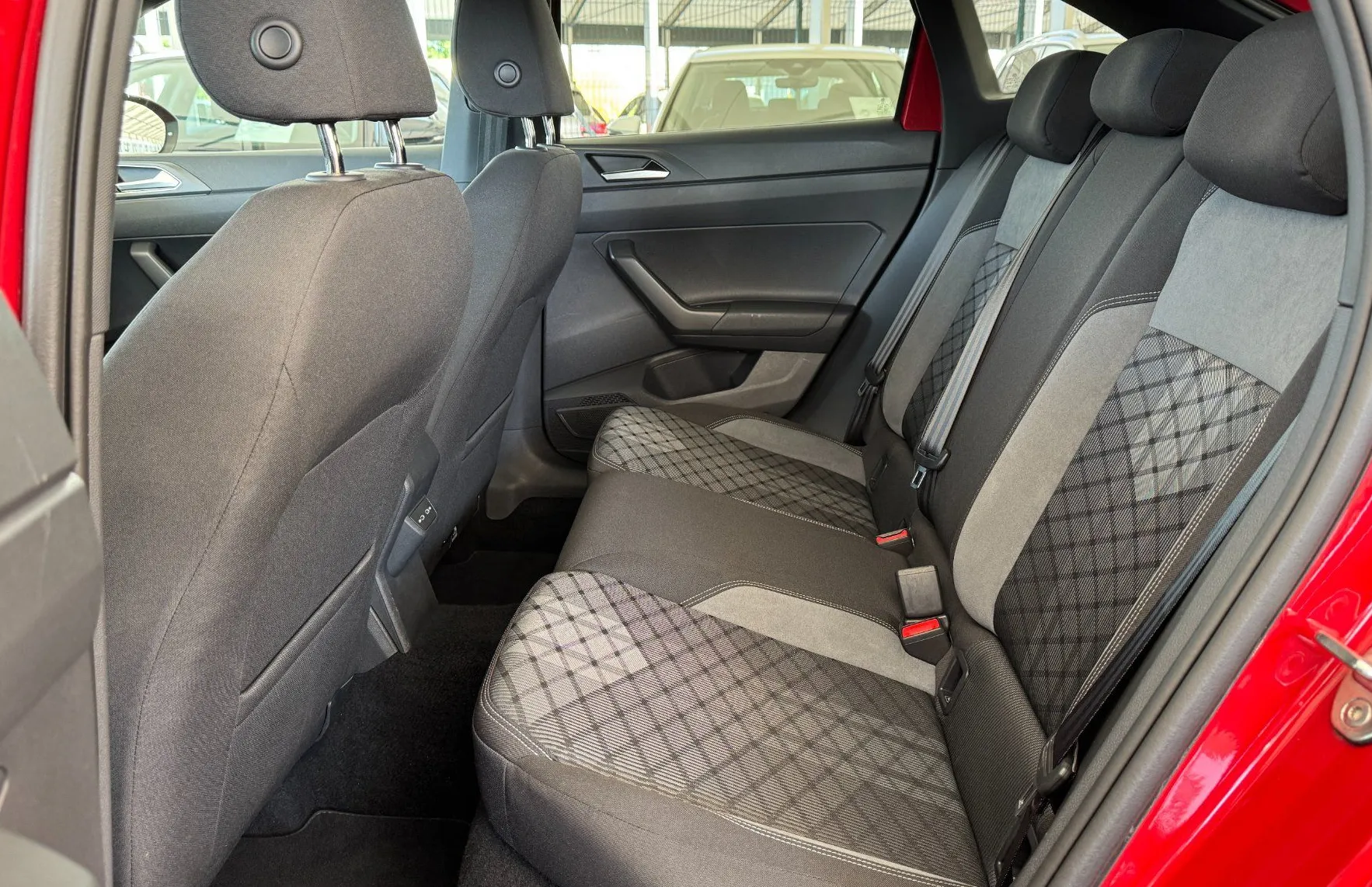 Zunanja slika - Volkswagen Taigo - R-Line 1.0 TSI DSG KEYLESS-KAMERA-VIRTUAL - 11
