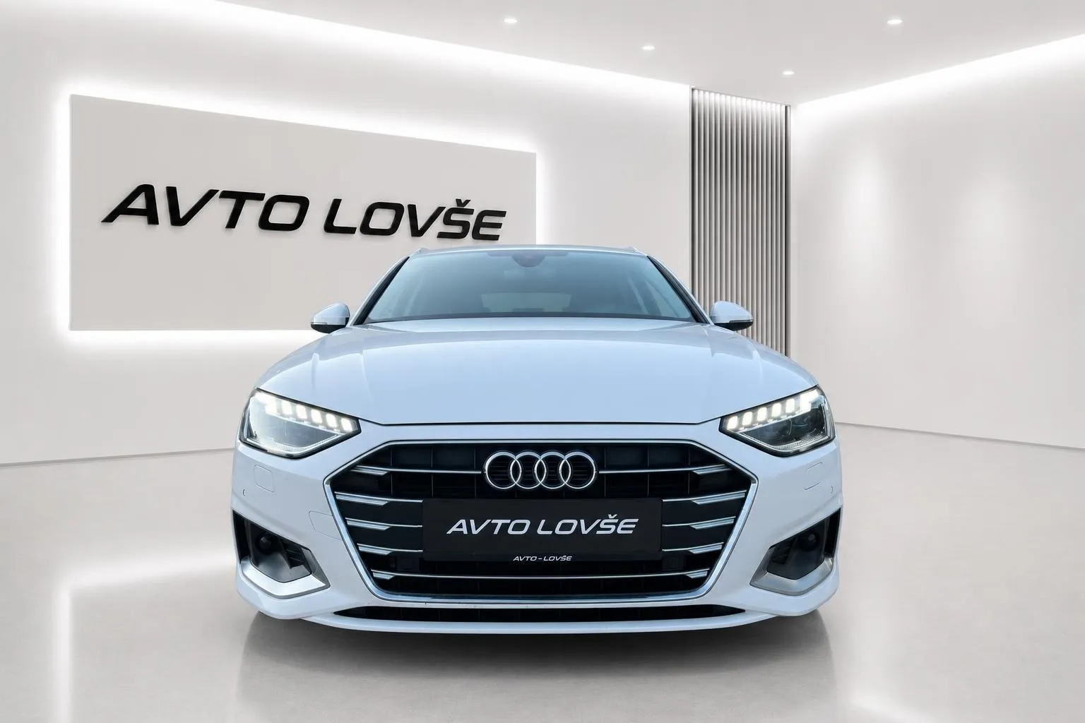 Zunanja slika - Audi A4 Avant - 35 TDI S tronic-1 LASTNICA-VIRTUAL-MATRIX-KLJUKA - 3