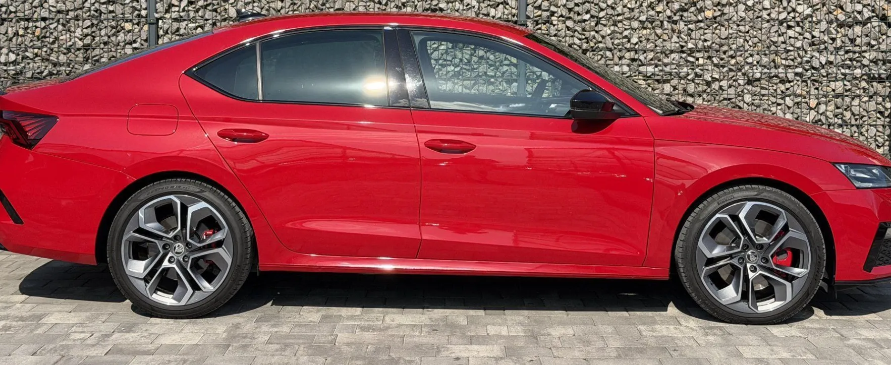 Zunanja slika - Škoda Octavia - RS 2.0 TSI|SLO|HUD|KAM|MEMO|GR.SED|PDC|TOV.GAR| - 7