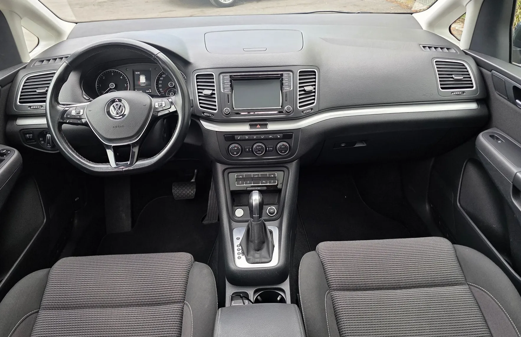 Zunanja slika - Volkswagen Sharan - 2.0 TDI BMT DSG 7 SEDEŽEV-LED-PANORAMA-KAMERA - 9