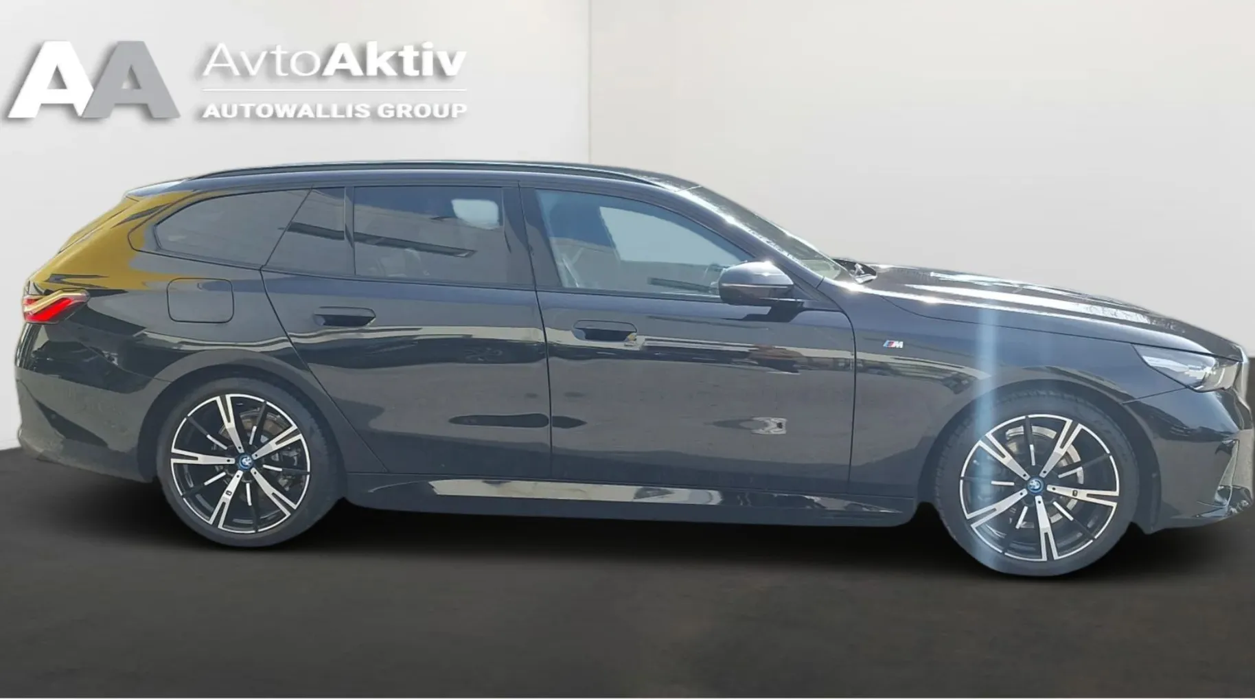Zunanja slika - BMW Serija 5 - Touring: 530e xDrive M-Sport. SLO. iconic. vl. kljuka - 6