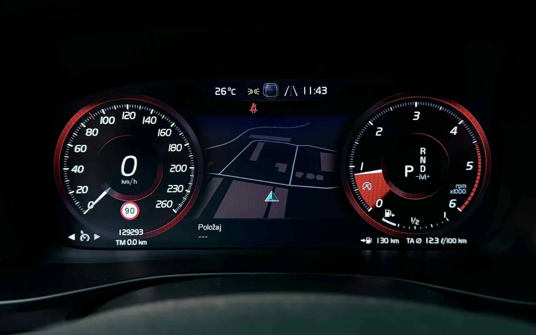 Notranja slika - Volvo XC40 - 2.0D•4X4•AUT•R DESIGN•LED•KAMERA•NAVI•ACC•HARMAN• - 11