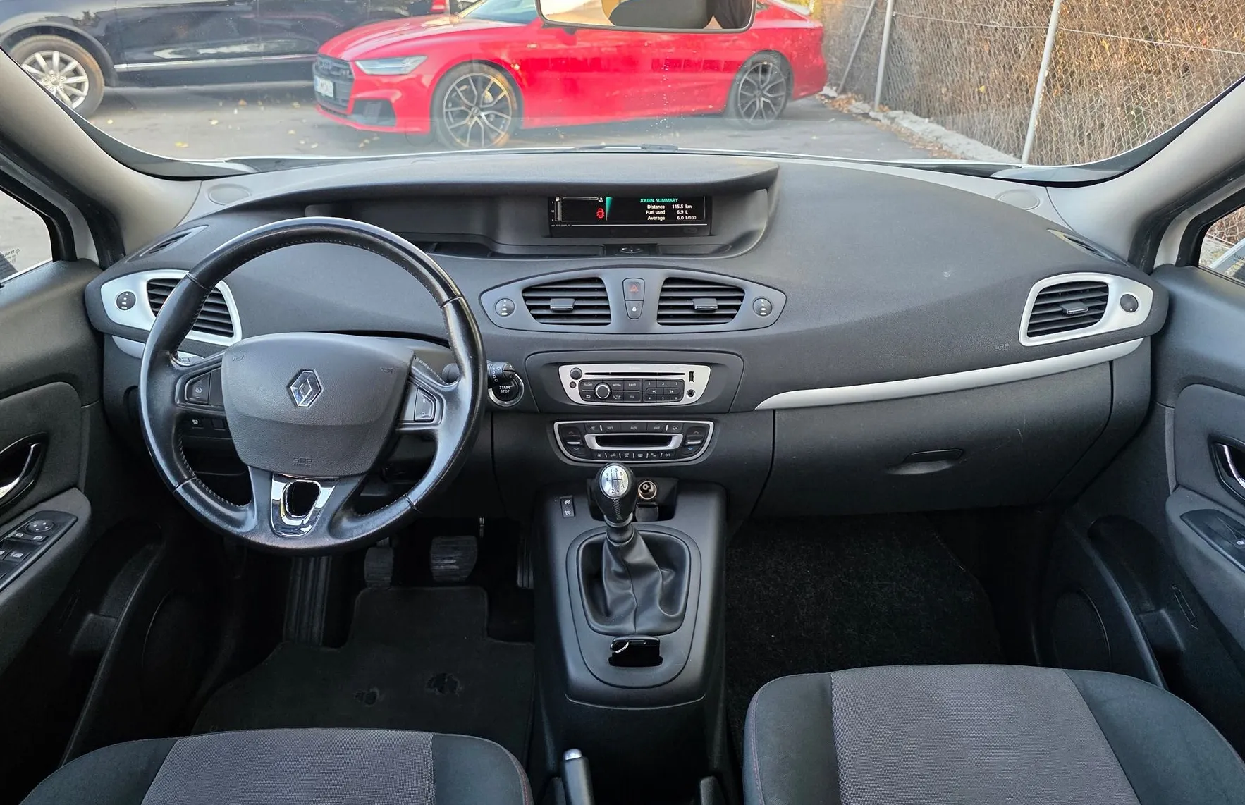 Zunanja slika - Renault Scénic - Scenic dCi 110 Dynamique KLIMA-SLOVENSKI-1.LASTNIK - 9