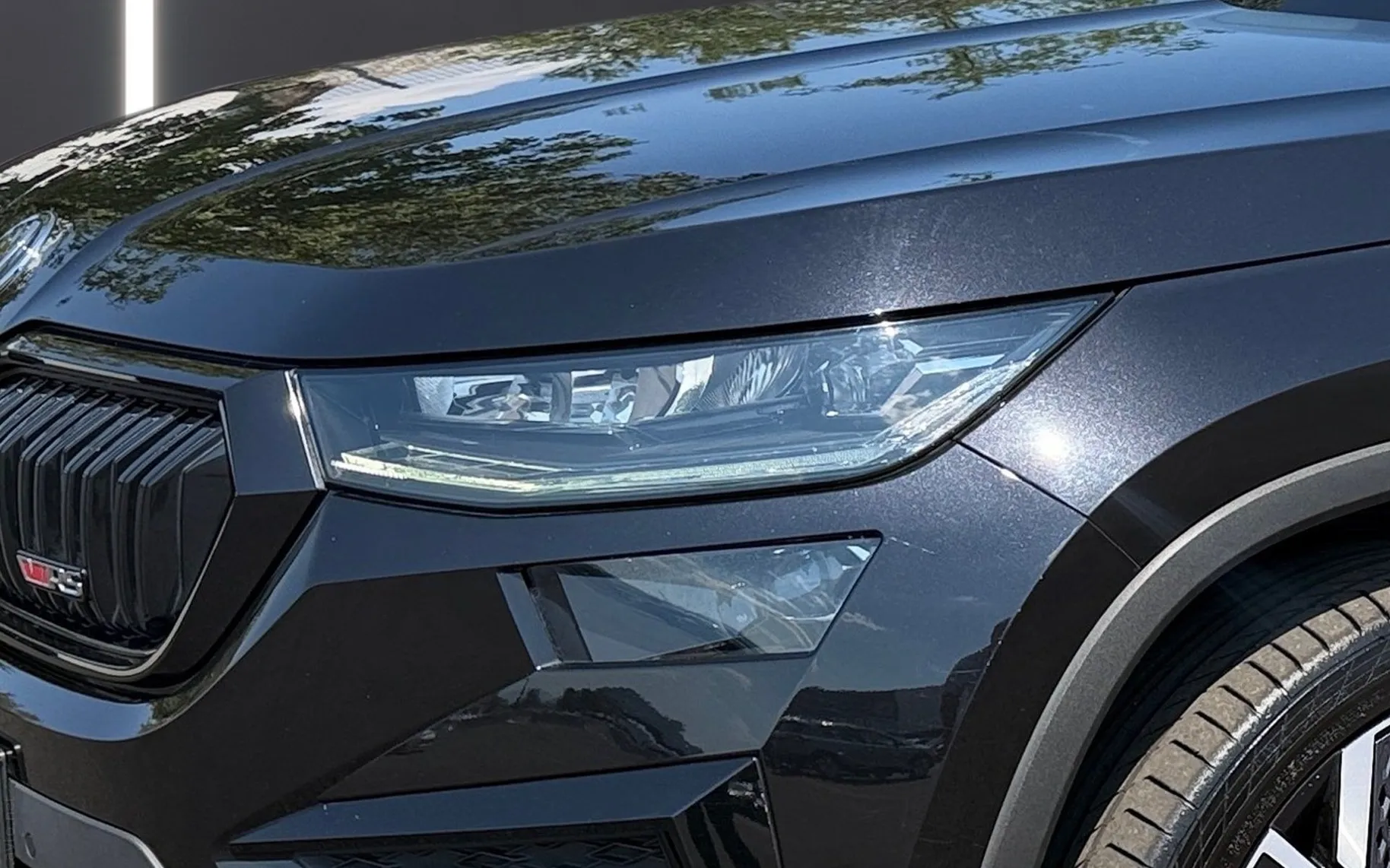 Zunanja slika - Škoda Kodiaq - 4x4 2.0 TSI RS DSG-Panorama-Webasto-360 kamera.... - 5