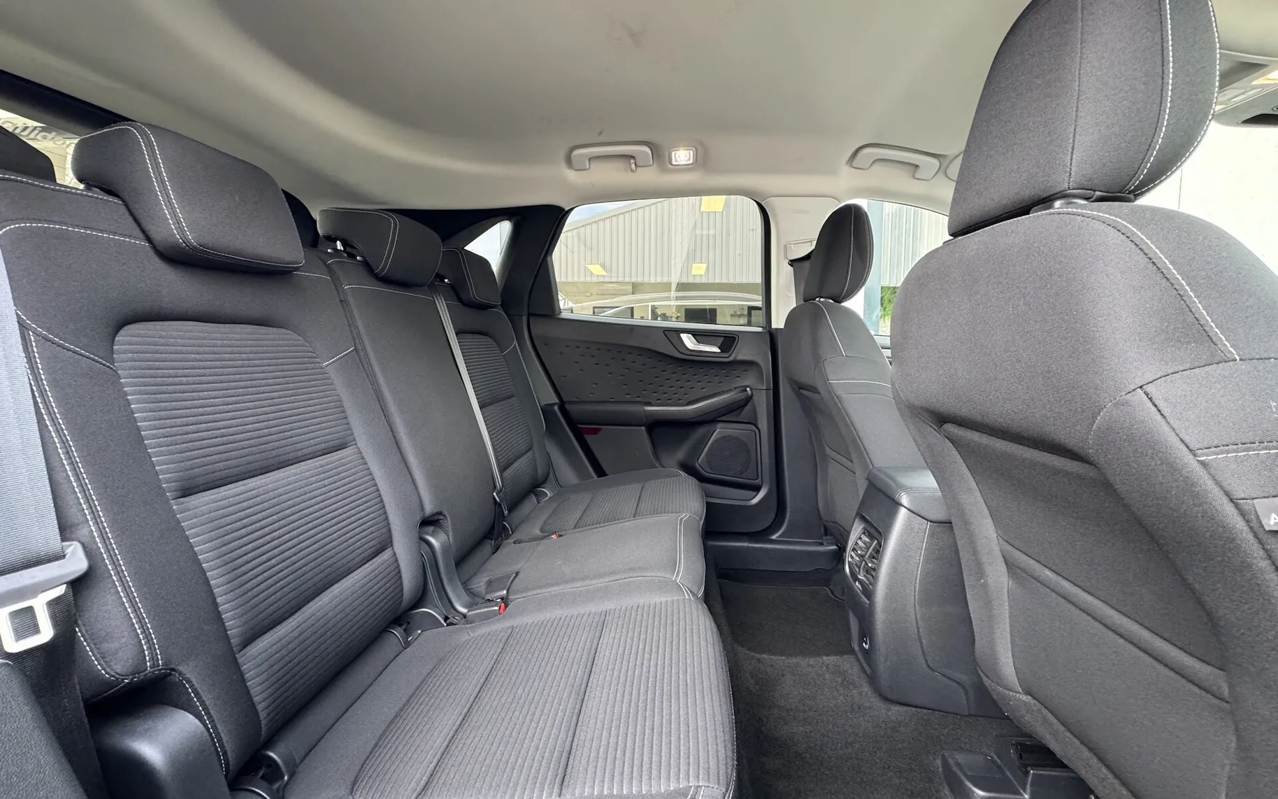 Zunanja slika - Ford Kuga - Titanium 1.5 EcoBoost 150KM SLO 1.LASTNIIK ODLIČNA - 11